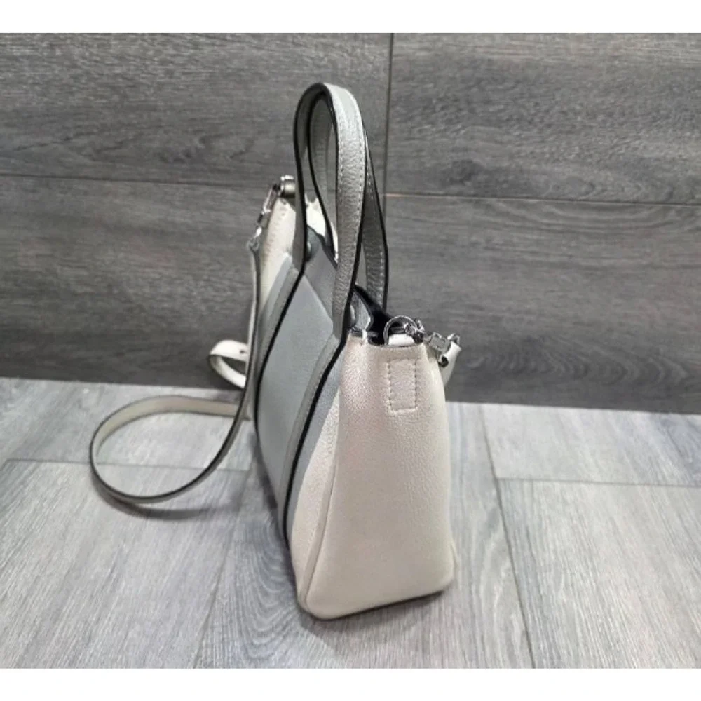 Marc Jacobs Grained Calfskin The Tag crossbody bag Tote Grey White B000680